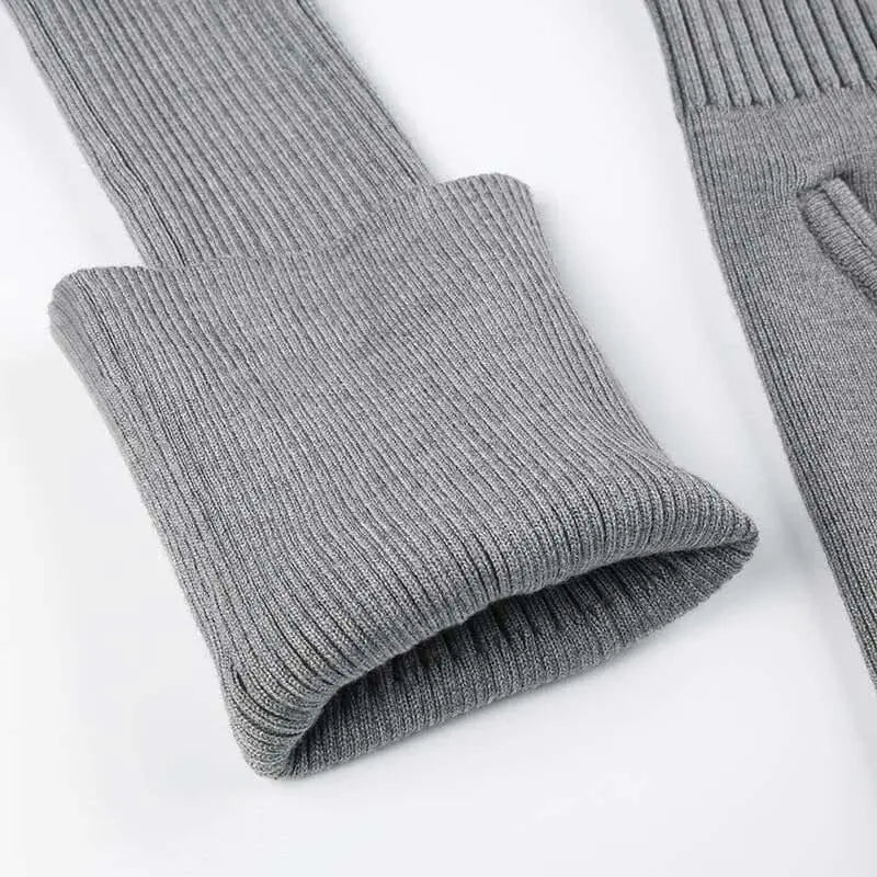 Off-shoulder Slim Fit Sweater. Trendsetting Style - QVA COUTURE