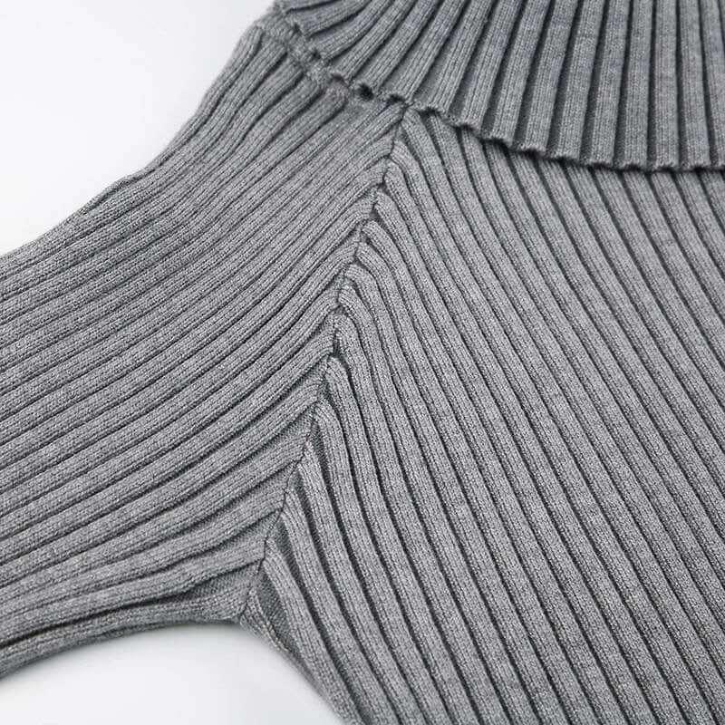 Off-shoulder Slim Fit Sweater. Trendsetting Style - QVA COUTURE