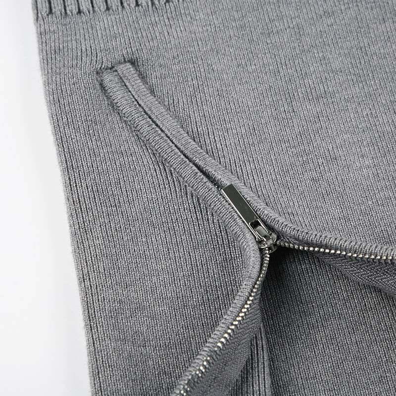 Off-shoulder Slim Fit Sweater. Trendsetting Style - QVA COUTURE