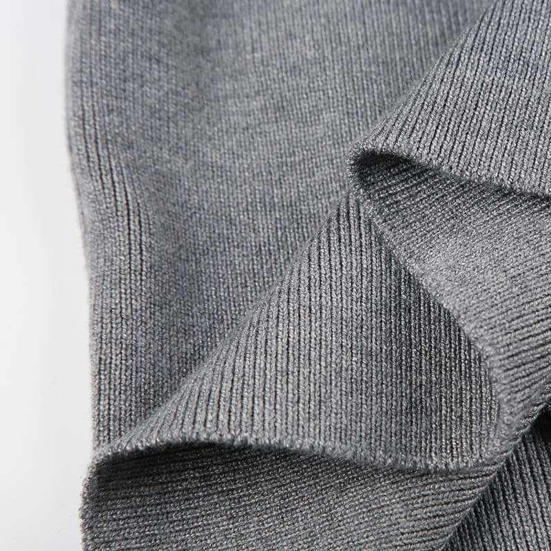 Off-shoulder Slim Fit Sweater. Trendsetting Style - QVA COUTURE